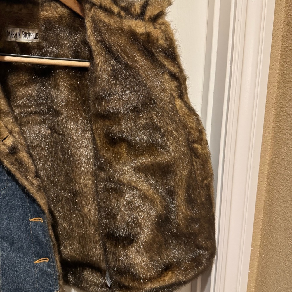 Blue Denim Jacket with Faux Fur TrimMob Wife size XL money flashy dramatic loud - Picture 6 of 8